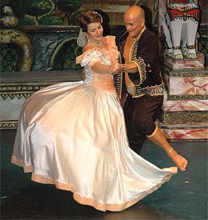 Anna and the King dancing the Polka